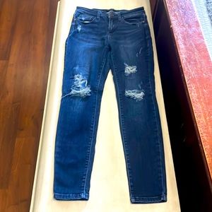Judy Blue Distressed Skinny Fit 9/29